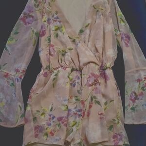 Romper, floral, never worn, light pink